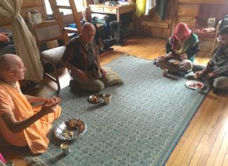Prasad chez Maharaj